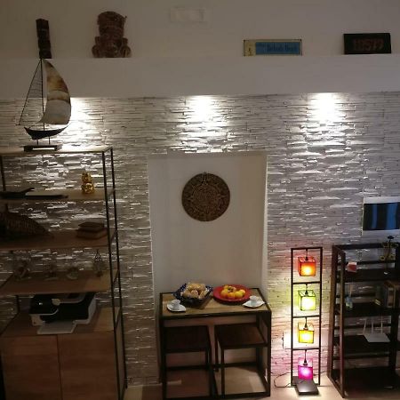 4 Via Valona - Executive Luxury Apartment Bari Exterior foto